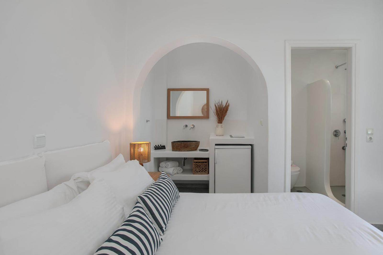 Ippokampos Beachfront Naxos City Room photo