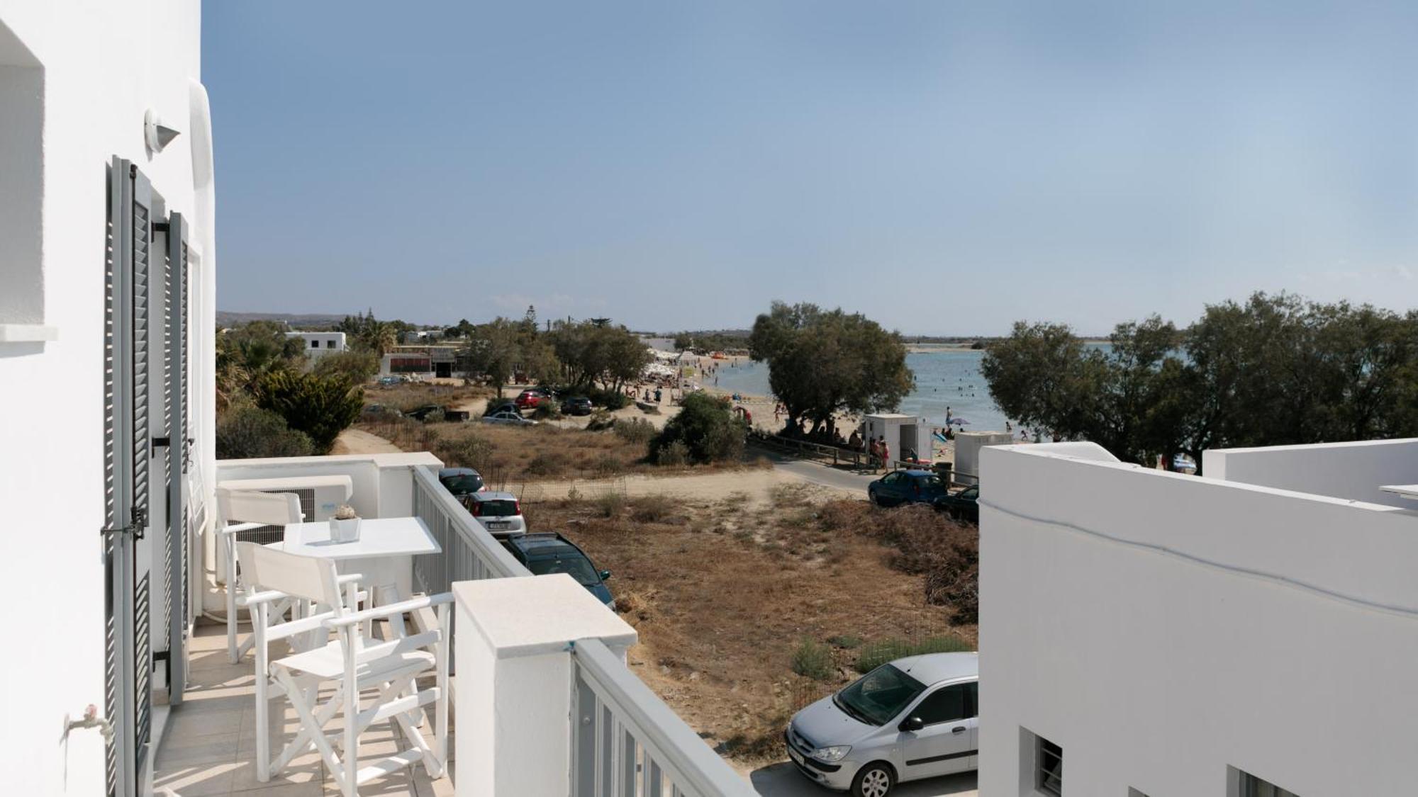 Ippokampos Beachfront Naxos City Room photo