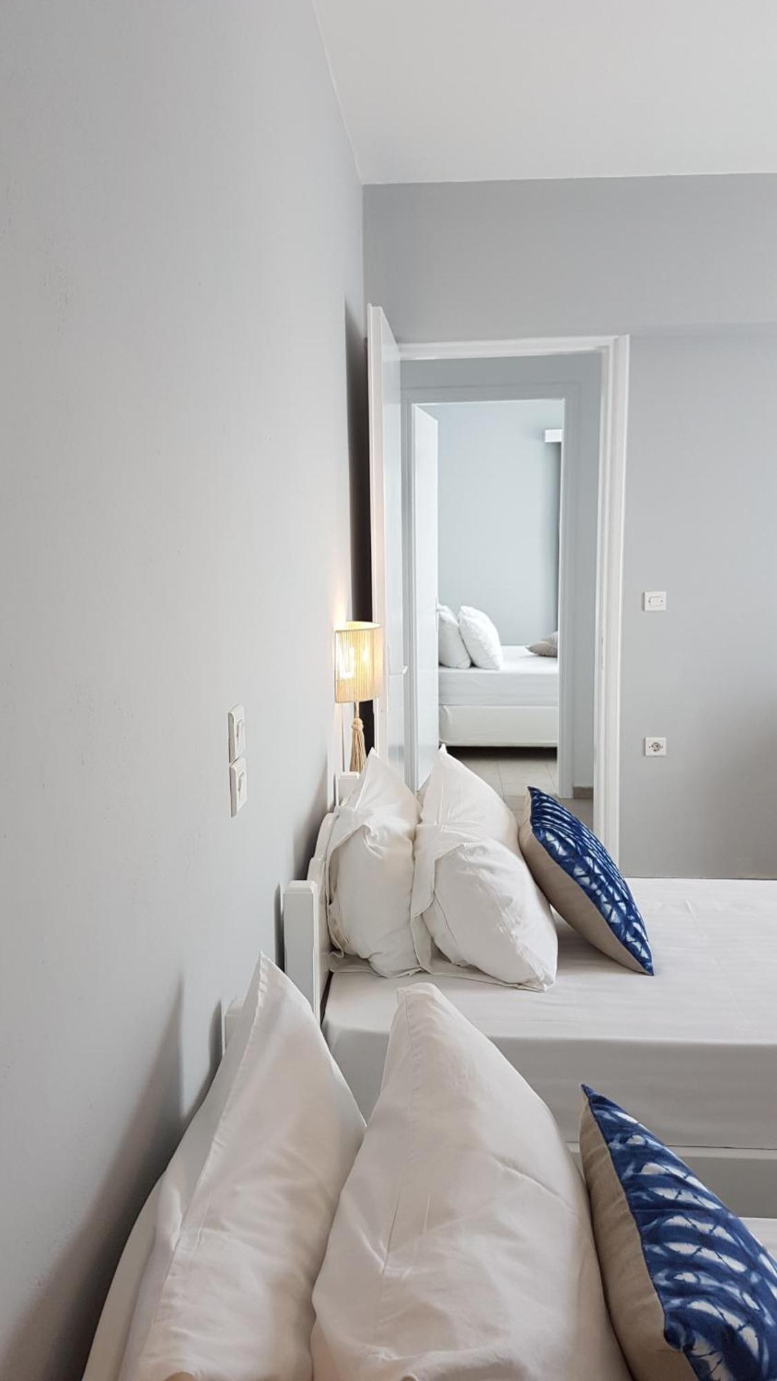 Ippokampos Beachfront Naxos City Room photo