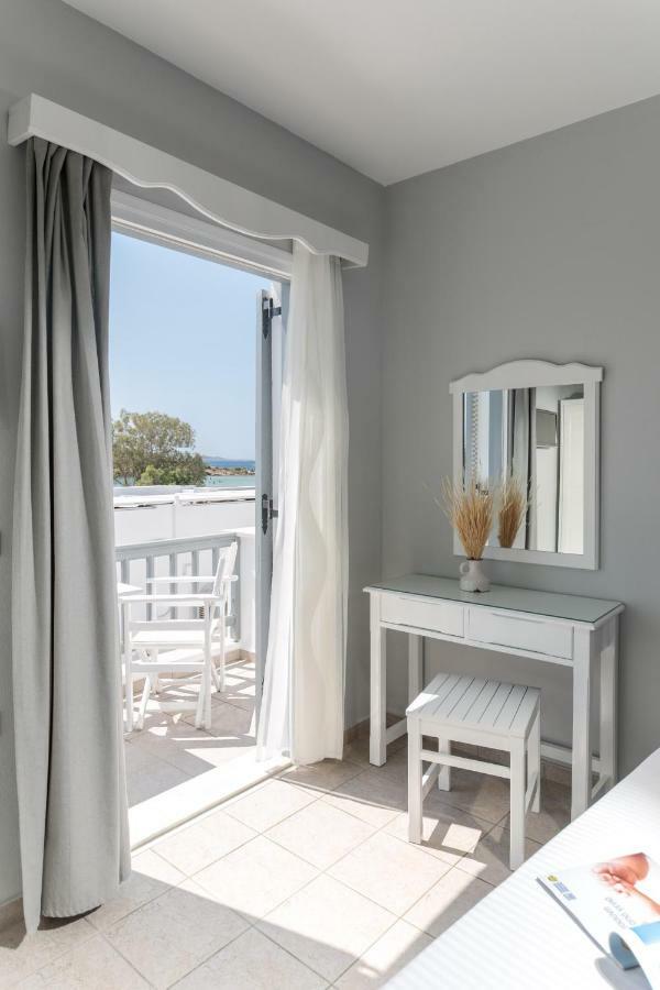Ippokampos Beachfront Naxos City Exterior photo